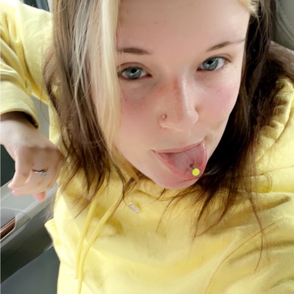 Meet your Posher, Wynter - Picture 2 of 2